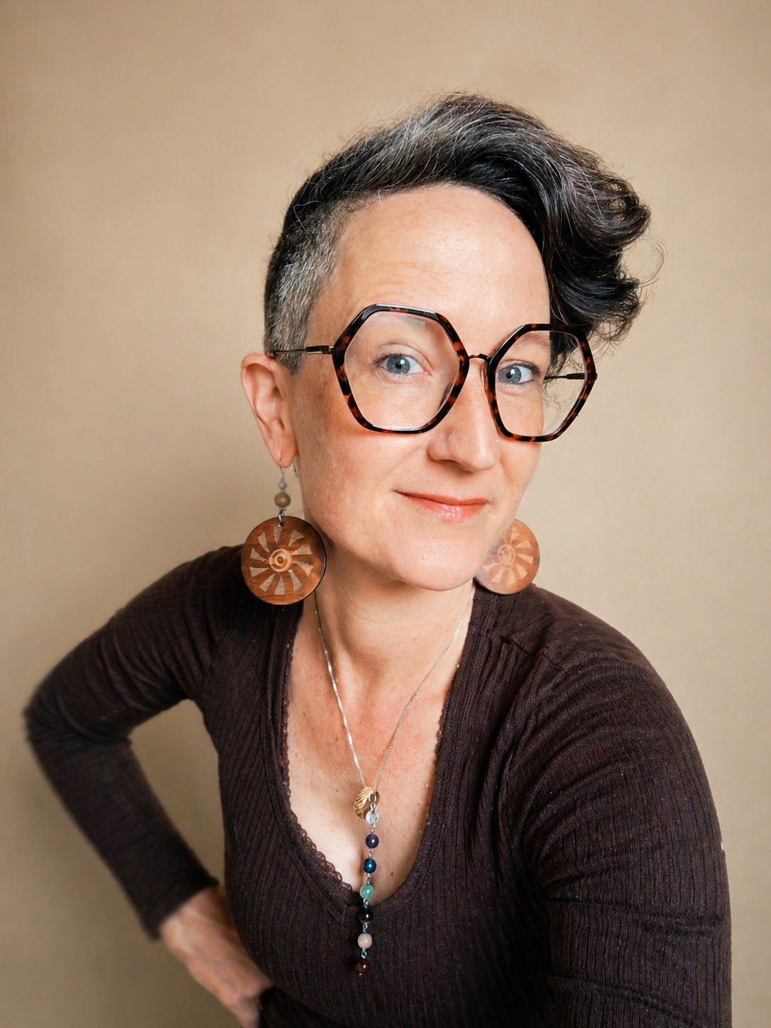 Portrait von Claudia Kollros die den Seelenbaum entwickelt